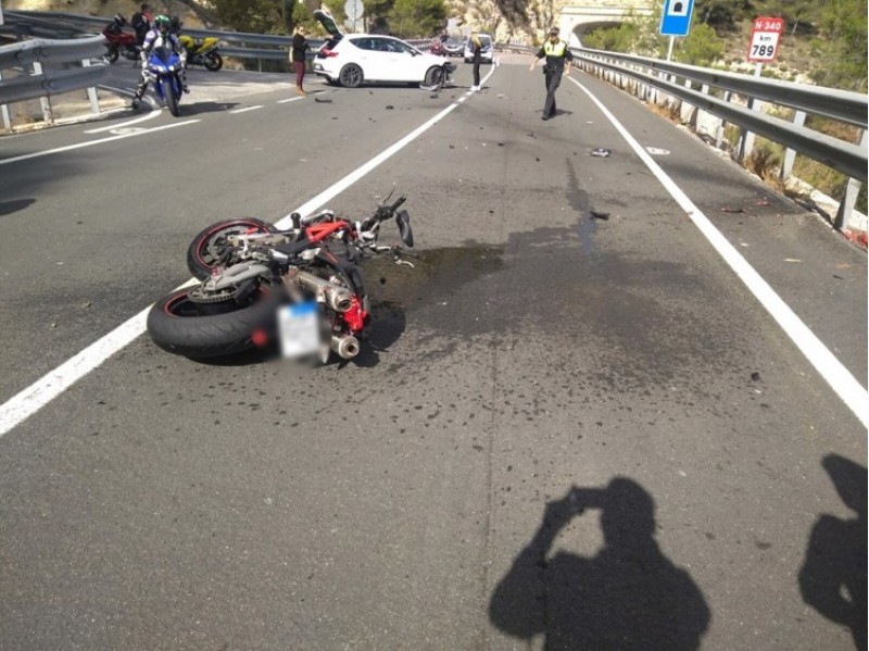 Accident al Barranc de la Batalla / Policia Local d'Alcoi