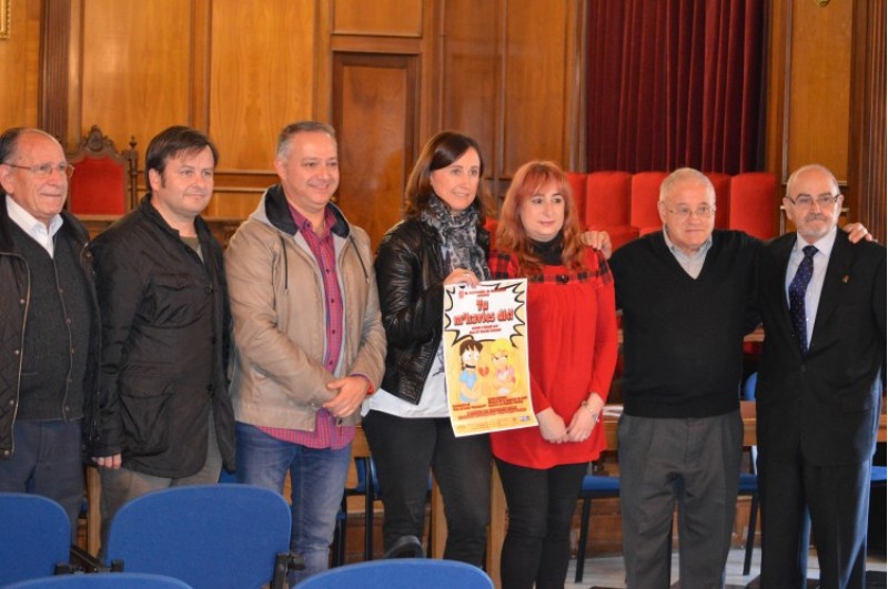 Els assistents a la roda de premsa / R. Lledó