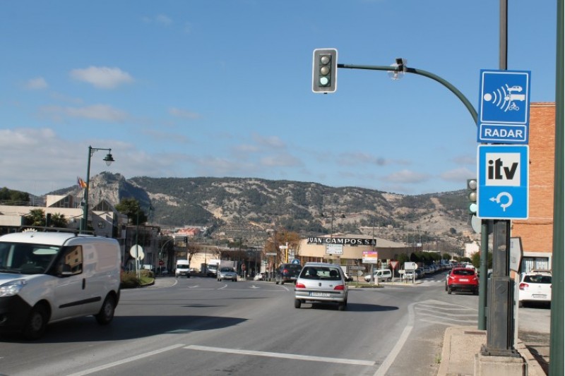 Una de les càmeres instal·lades als accesos a Alcoi/Aj.