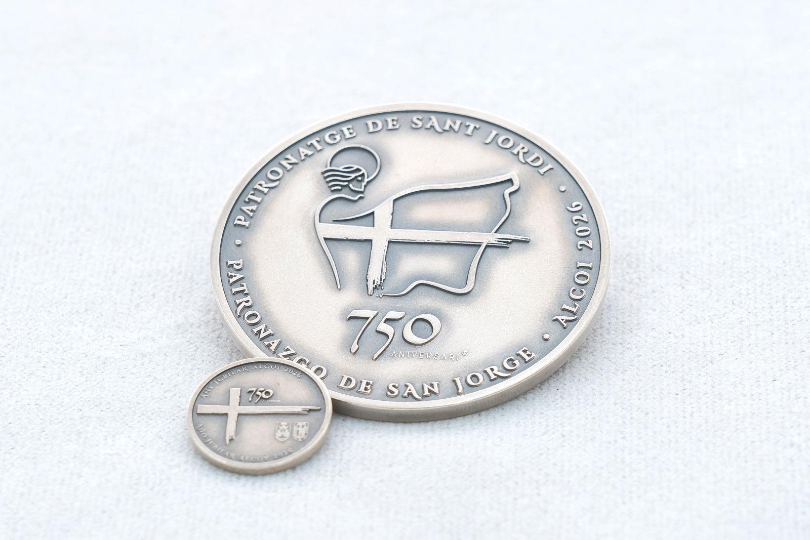 La moneda commemorativa dissenyada per Silvia Sempere. 