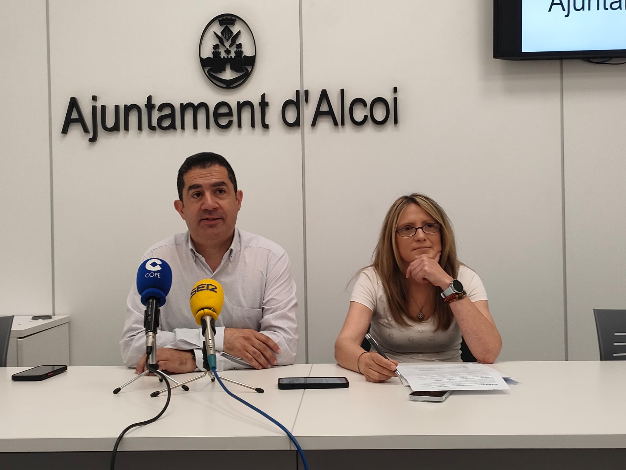 Toni Francés i la regidora Vanessa Moltó