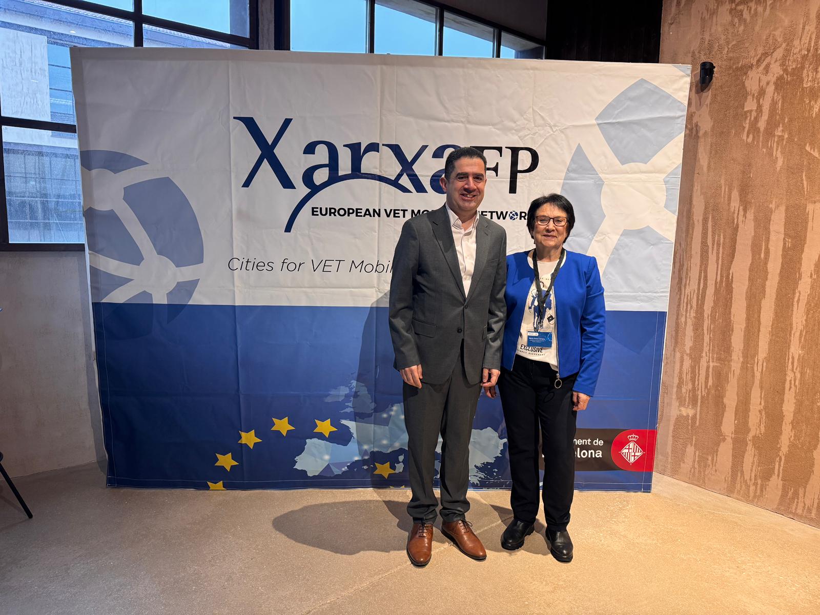 L'alcalde d'Alcoi, Toni Francés i la presidenta de la xarxa FP