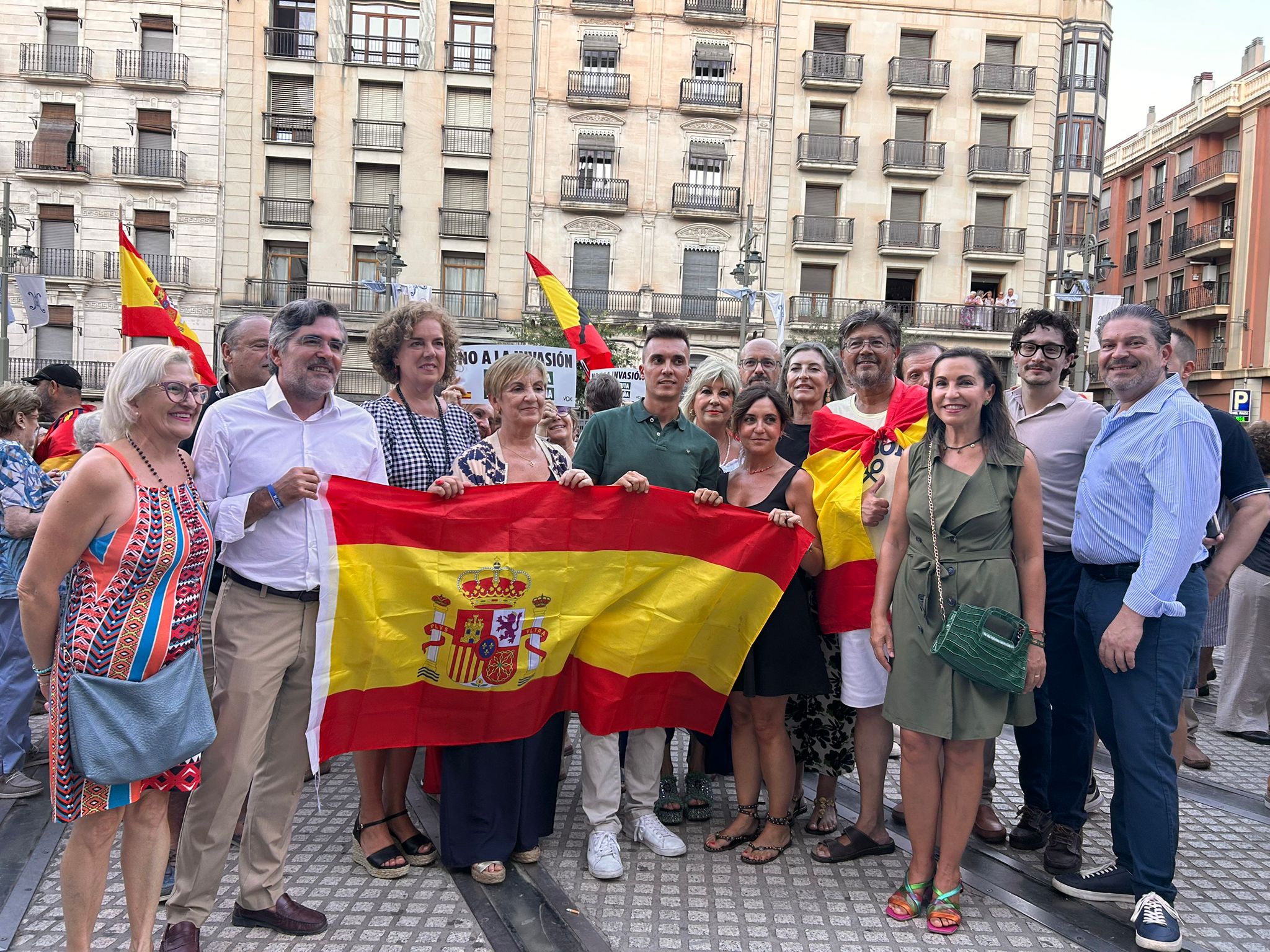 La consellera Marián Cano en la concentració per Ceuta