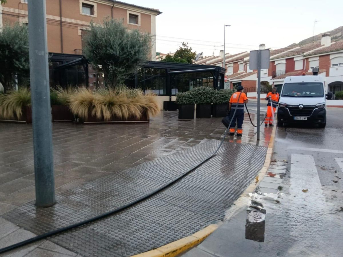 Treballs de baldeig intensiu a Cocentaina
