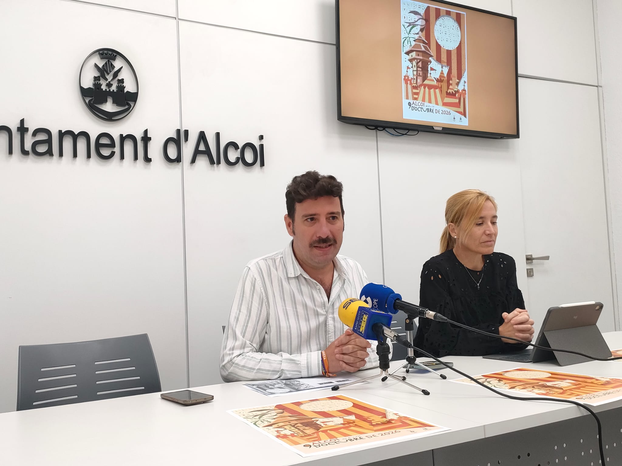 Presentació de la programació pel 9 d'Octubre a Alcoi.