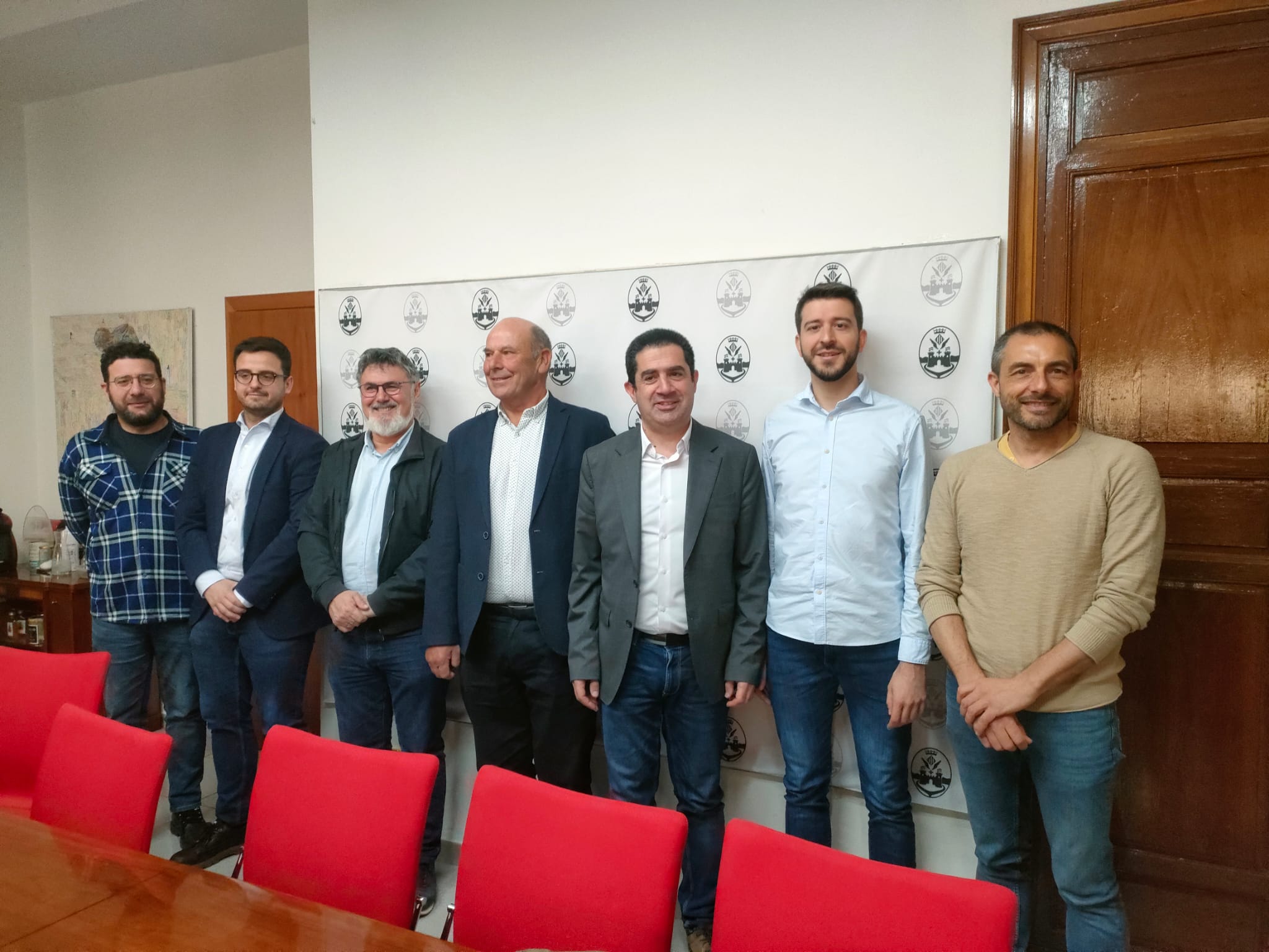 D'esquerra a dreta, Álex Cerradelo, Rubén Muñoz, Vicent Molina, Blas Calbo, Toni Francés, Jordi Pla i Josep Sempere. 
