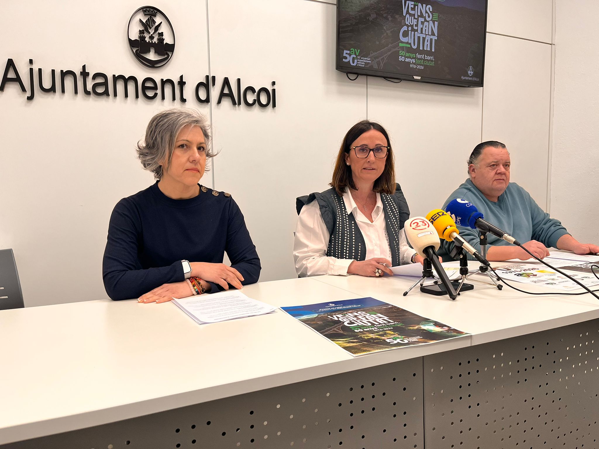 Presentació de la campanya per donar a conèixer la tasca de les AAVV