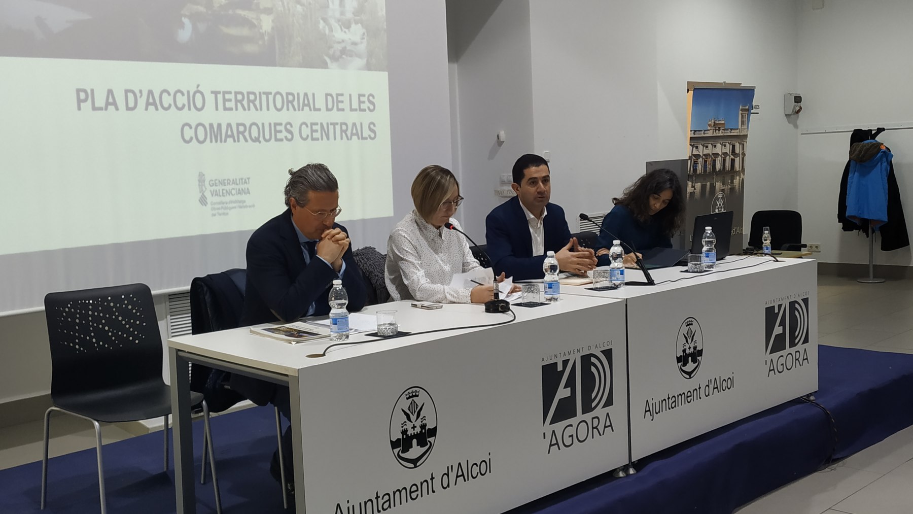 Tècnics de conselleria han detallat l'estat de l'esborrany del PAT de les Comarquesa Centrals