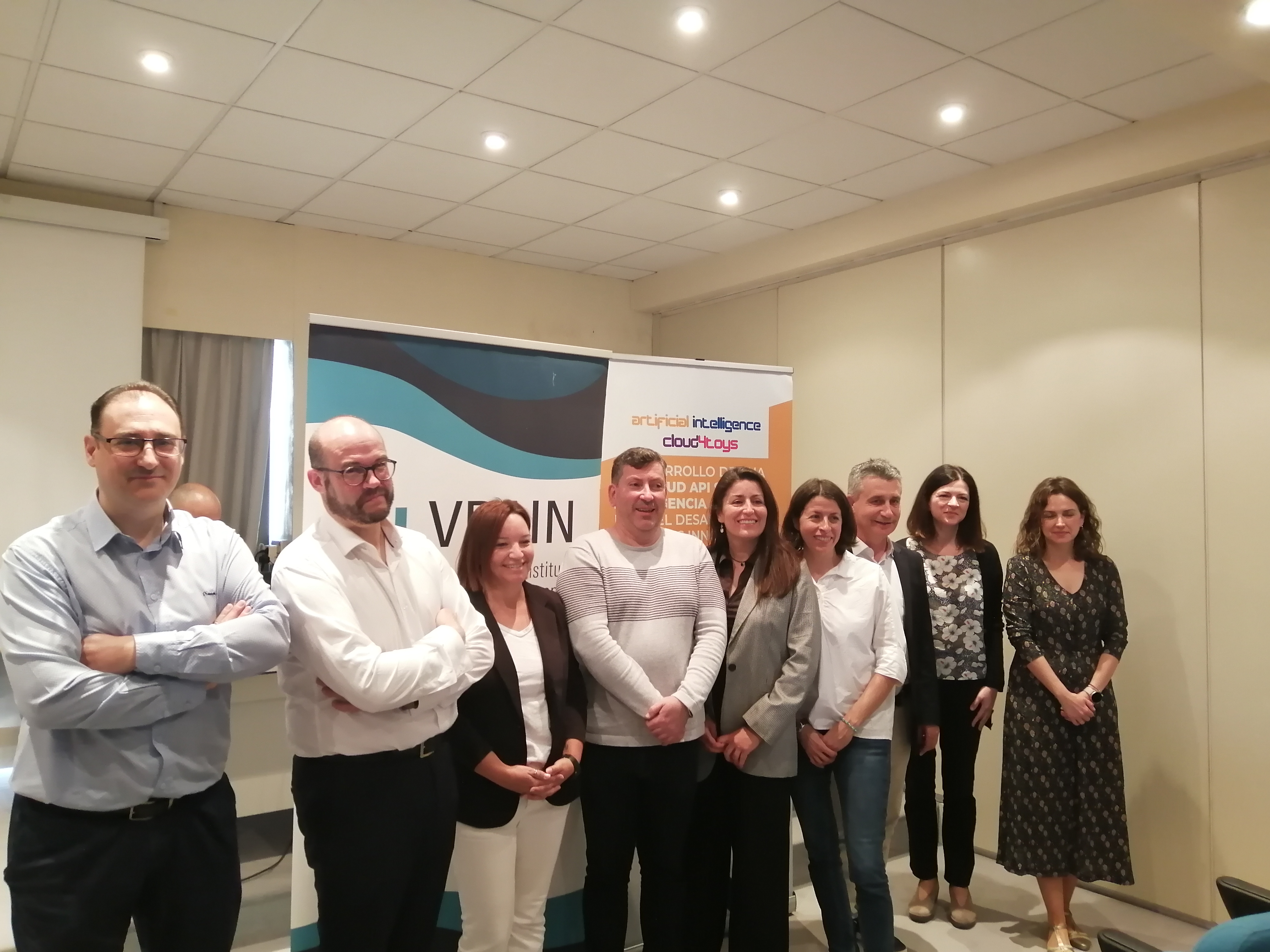 Representants d'AIJU i VRAIN. 