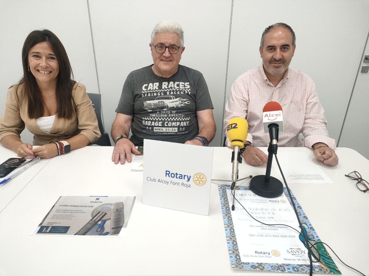 Presentació del dinar solidari amb representants del Rotary, Savoy i Ajuntament d'Alcoi. 