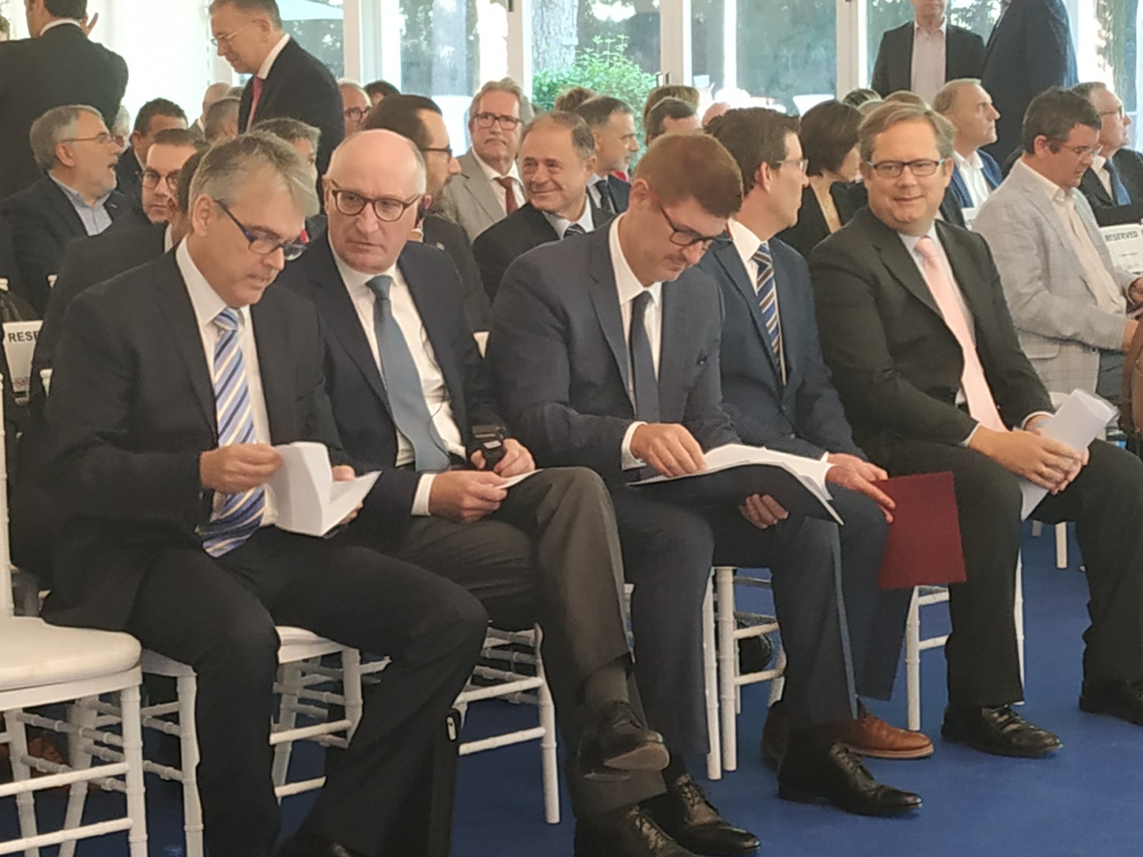 Klaus Huneke, d'Euratex, amb l'alcalde d'Ontinyent, el president d'ATEVAL i el director general de comerç del Ministeri